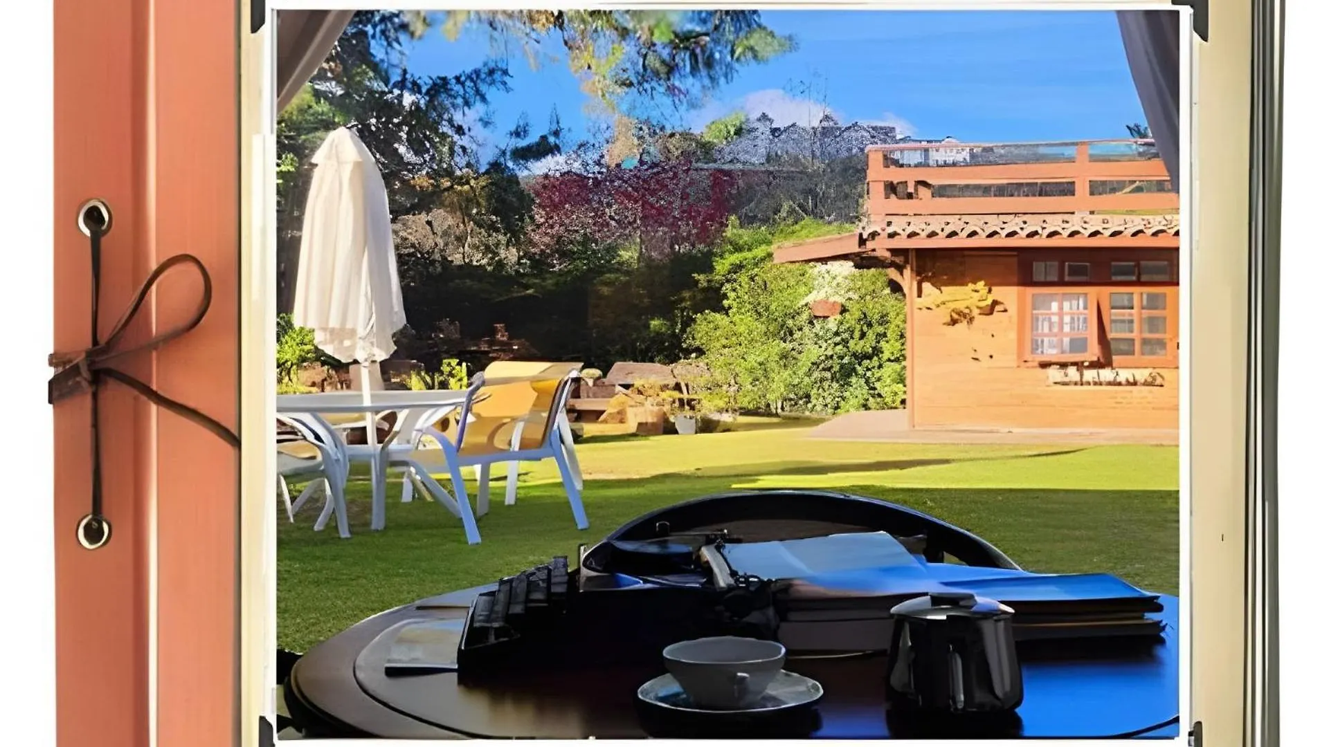 The Writer'S House Bed & Breakfast Campos do Jordao