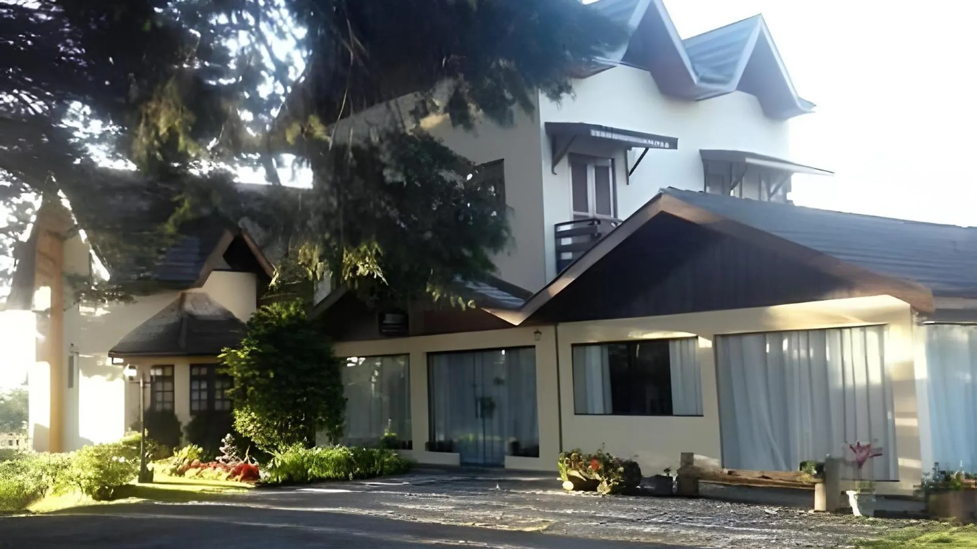 The Writer'S House Bed & Breakfast Campos do Jordao Brazil