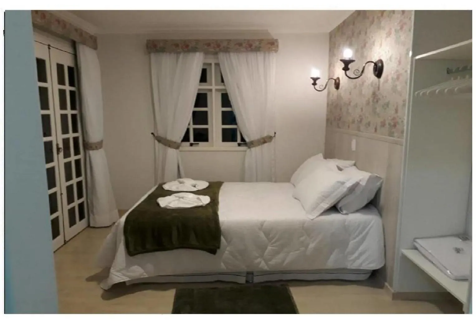 The Writer'S House Bed & Breakfast Campos do Jordao